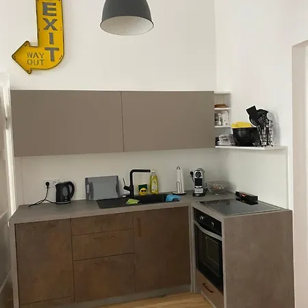 Moderne In Bahnhofsnahe 아파트 *